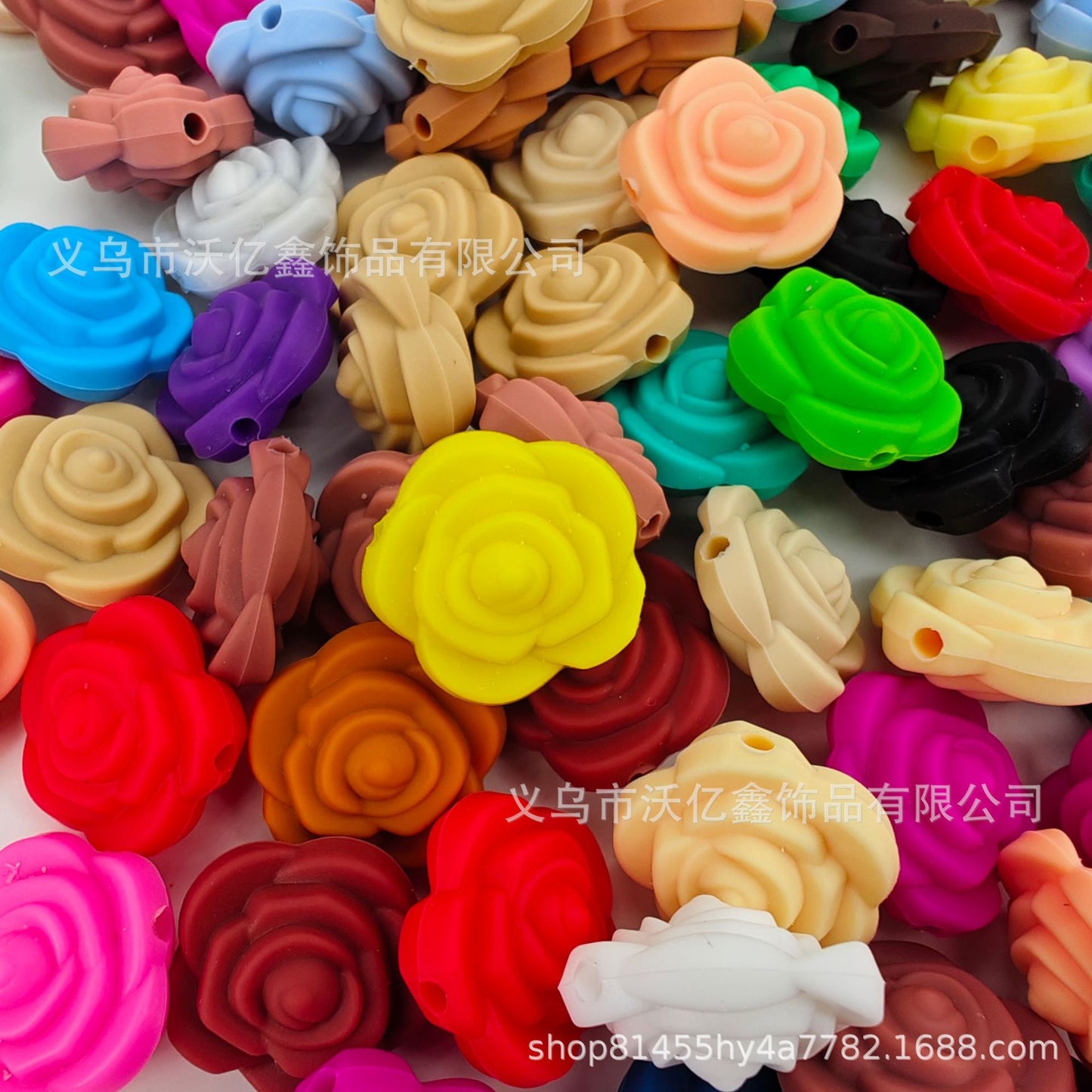 Silicone beads with flower