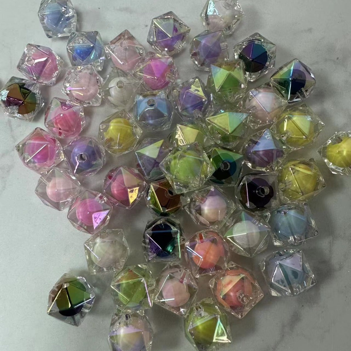 Water cube polygonal diamond shaped acrylic beads