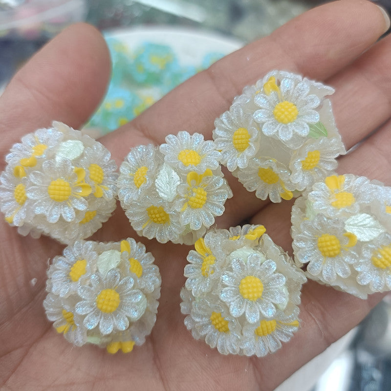 Flower core acrylic beads
