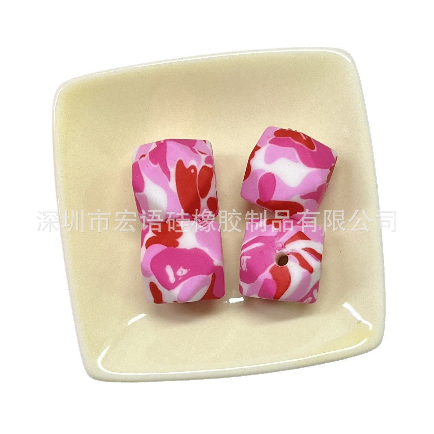 Hexagonal silicone beads