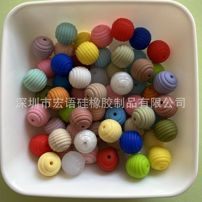 Thread bead DIY