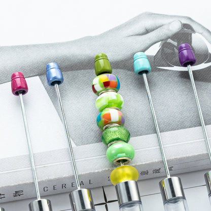 Ballpoint pen plastic bead ballpoint pen