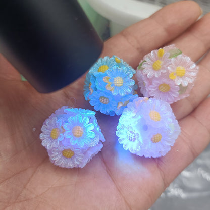 Flower core acrylic beads